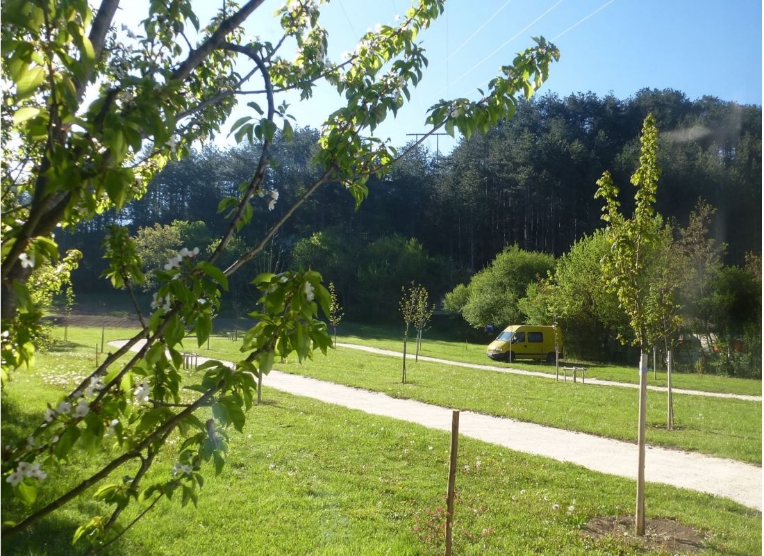 Le Riou Merle — Місце для кемпінгу in Die / Auvergne-Rhône-Alpes