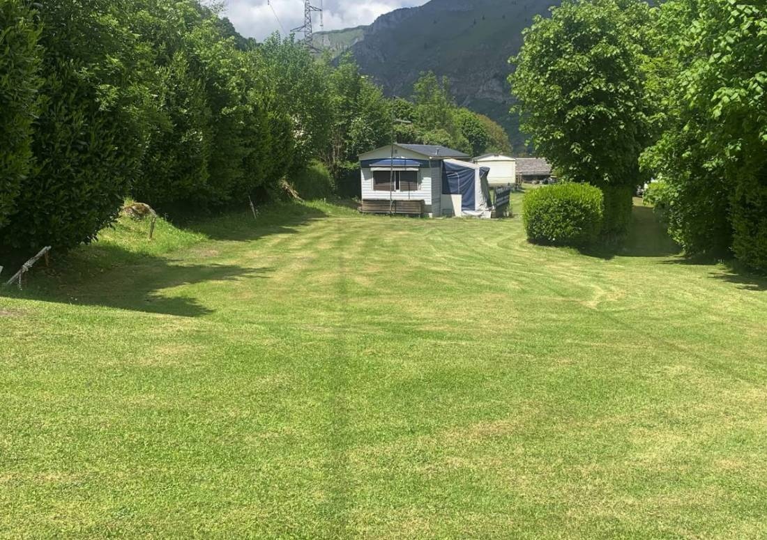 Camping Les Frênes — Camping in Saint-Marie de Campan-Pic du Midi
