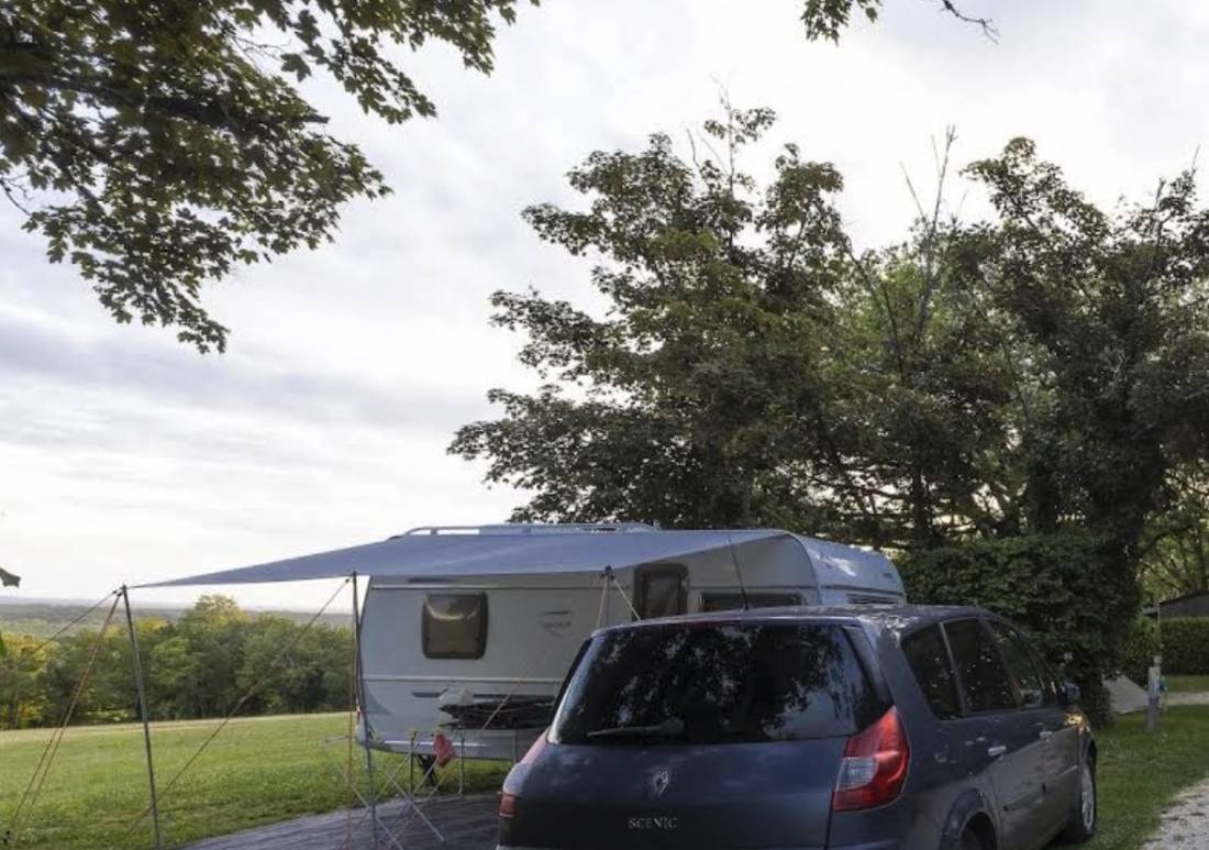 Camping Les Hirondelles **** — Campingplats in Loupiac