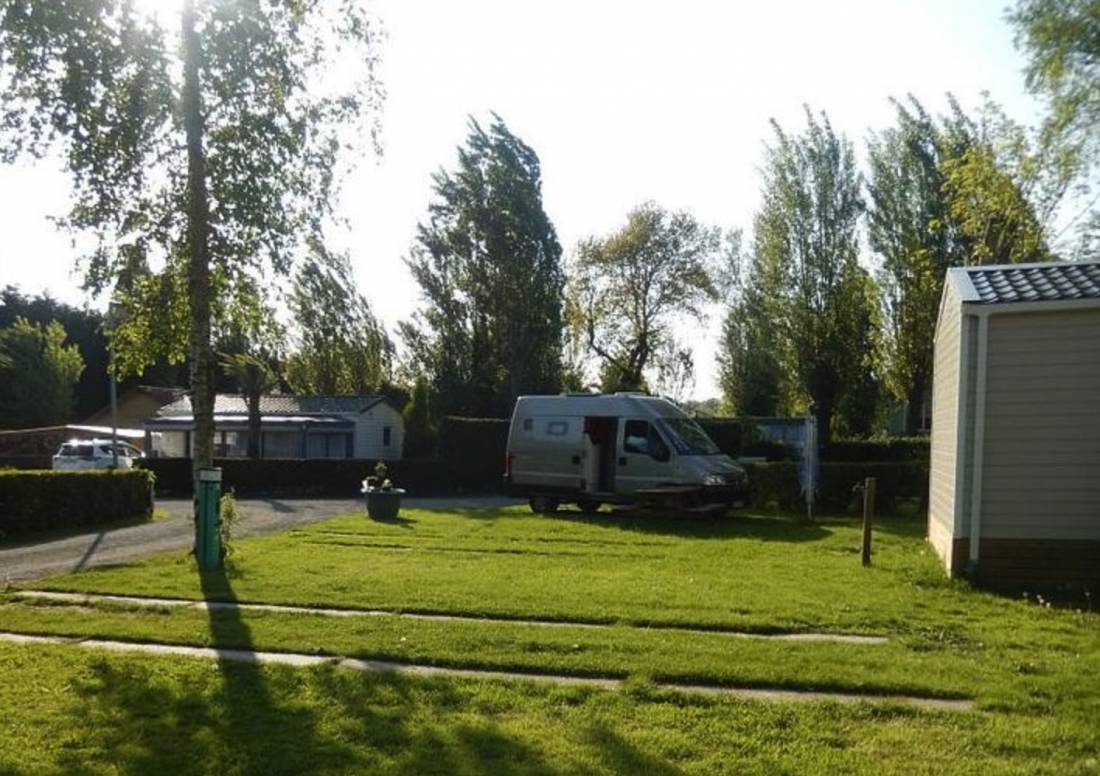 Camping Les Huit Rues Nord *** — Campingplass in Morbecque