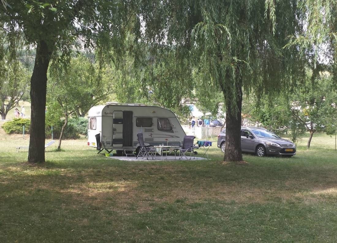 Camping Gorges Méouge *** — Cámping in Barret-sur-Méouge