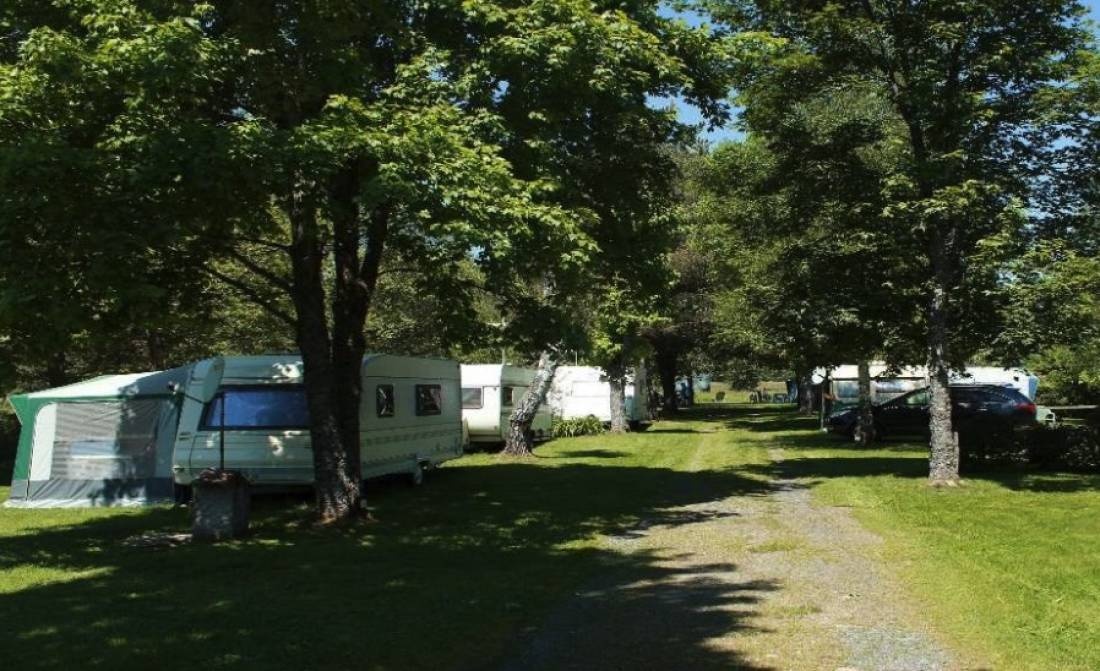 Camping Narcissus *** — Campingplats in Saint-Clément-de-Valorgue