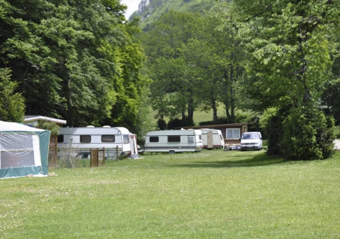 Camping Les Réveilles — Camping in La Chapelle-en-Vercors