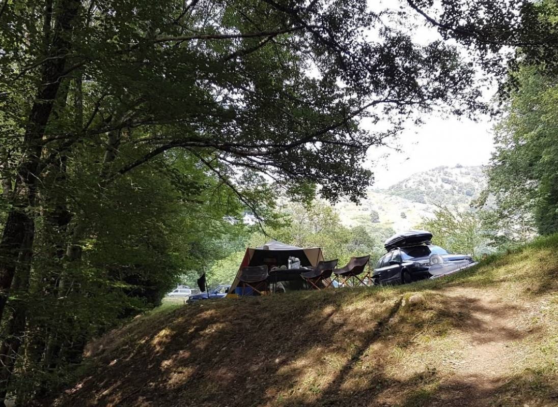 Camping de la Quillette — Campingplass in Rousses 