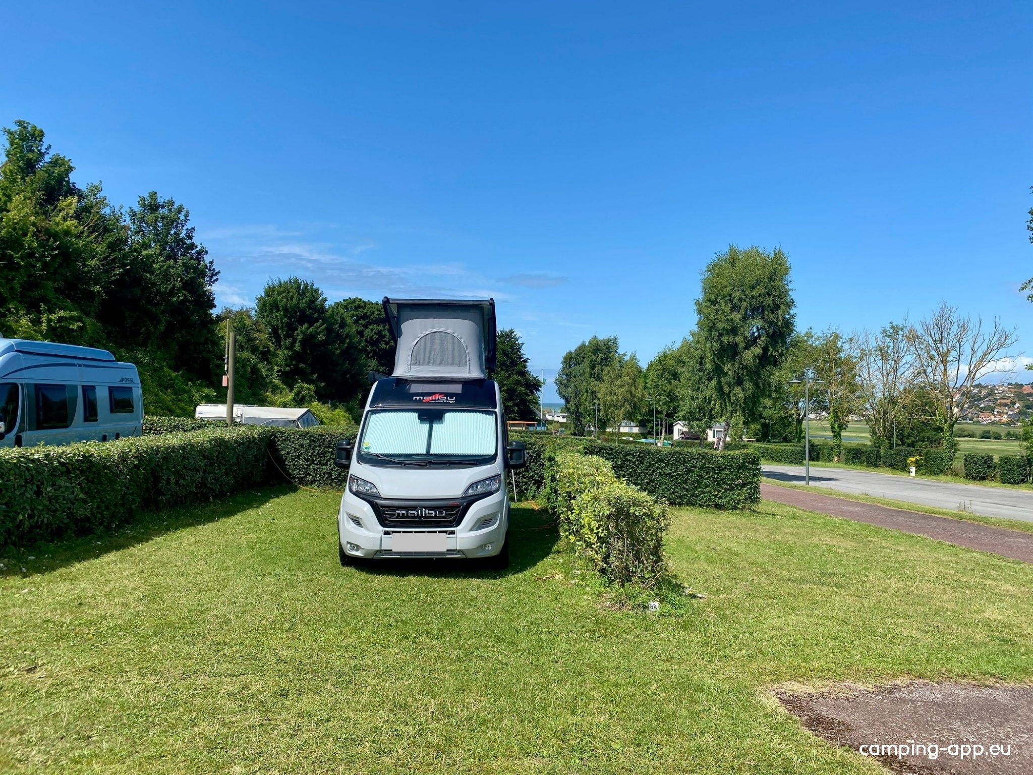 Camping Le Mont Joli Bois *** — Camping Site in Criel-sur-Mer / Normandie