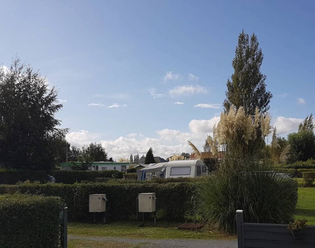 Café-Camping La Paillote — Camping Site in Balinghem