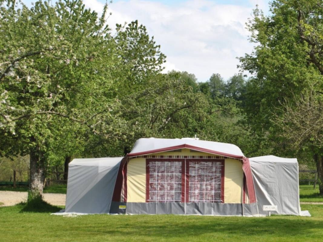 Auberge Manoir de la Nocherie — Campingplats in Saint-Bômer-les-Forges