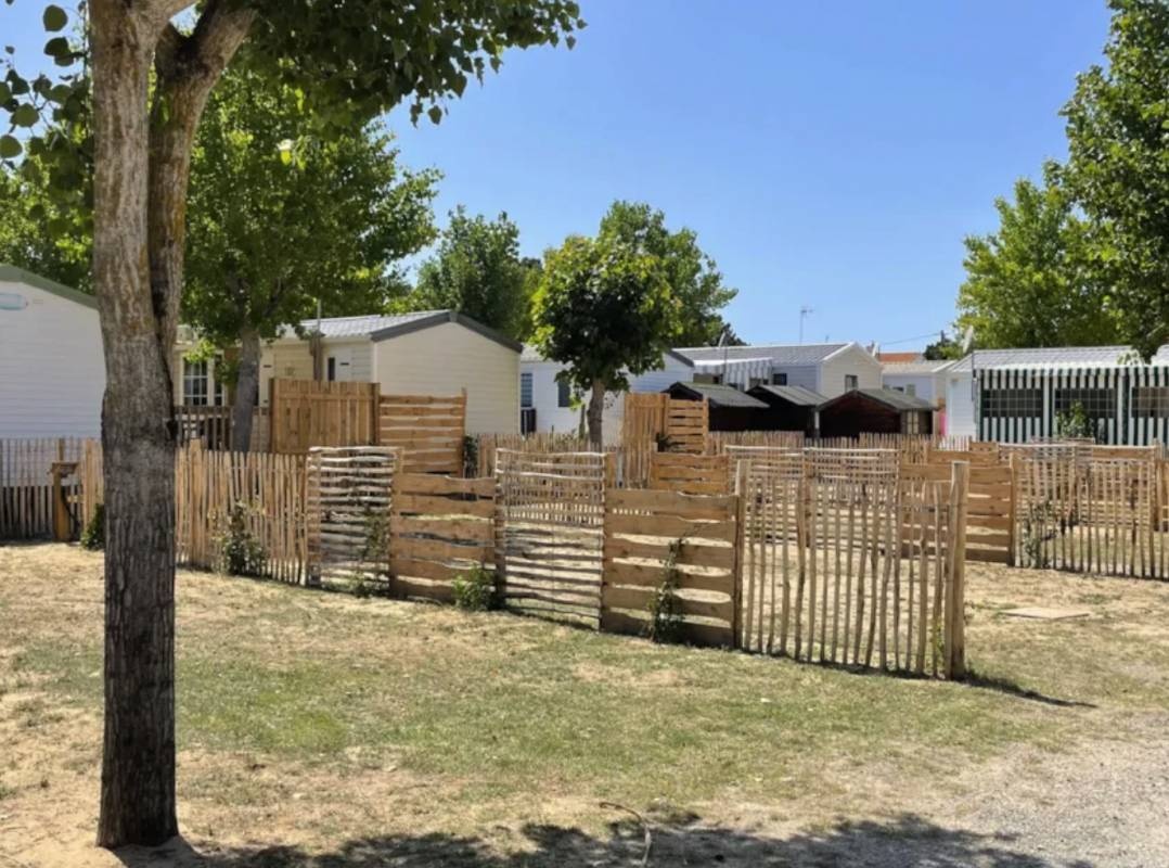 Camping La Paree du Both *** — Kamp yeri in Saint-Hilaire-de-Riez 