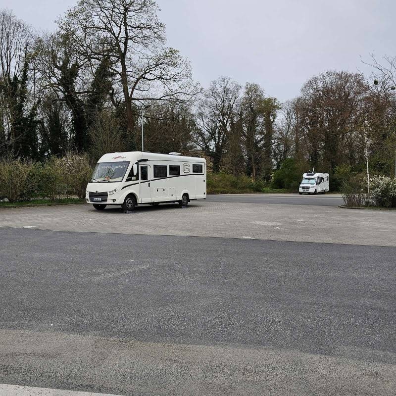 Übernachtungsparkplatz Potsdam — Overnight-parking in Potsdam
