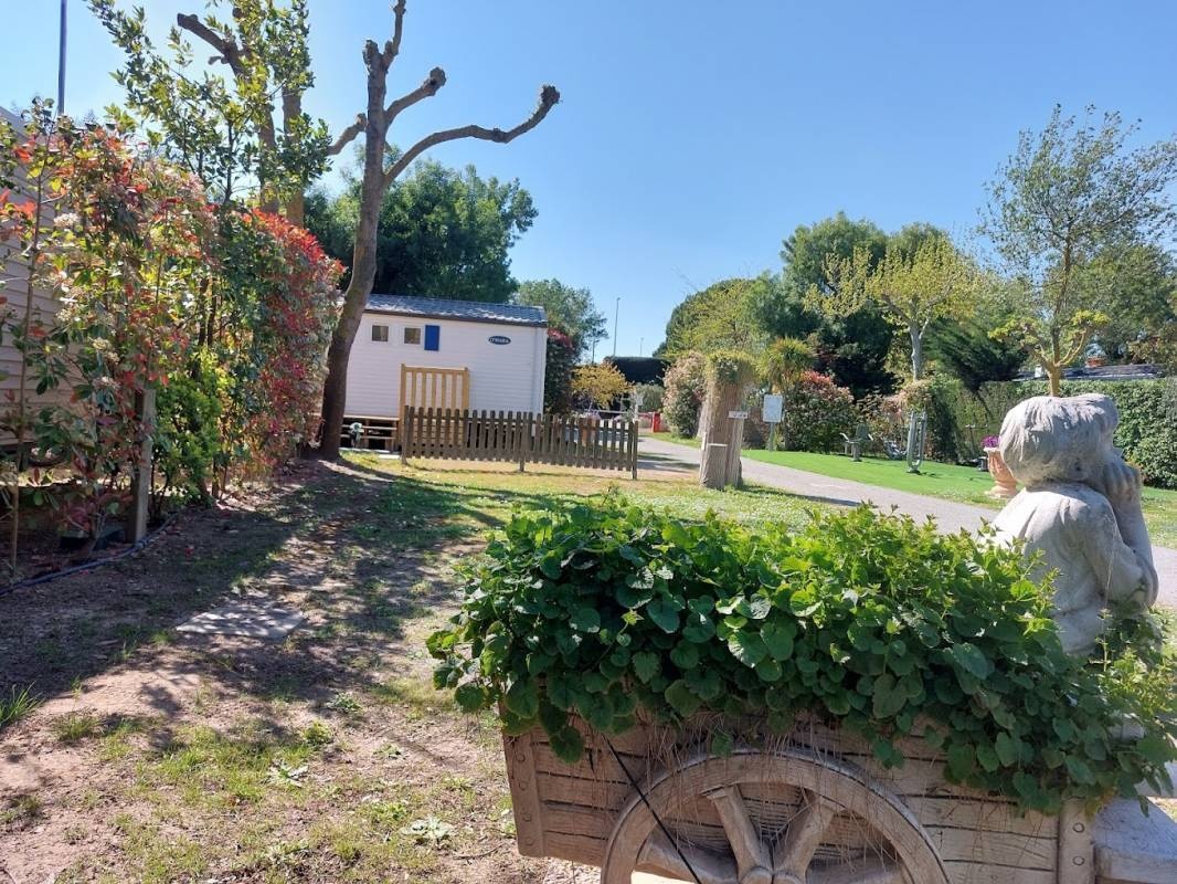 Le Paradis — Cámping in Sérignan / Occitanie
