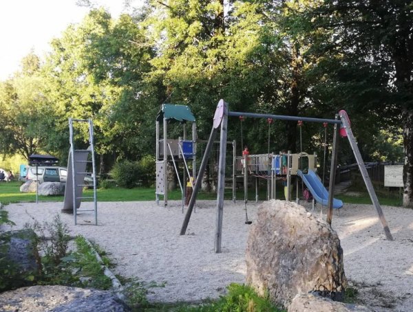 Camping Municipal Val De Saine *** — Photo 2