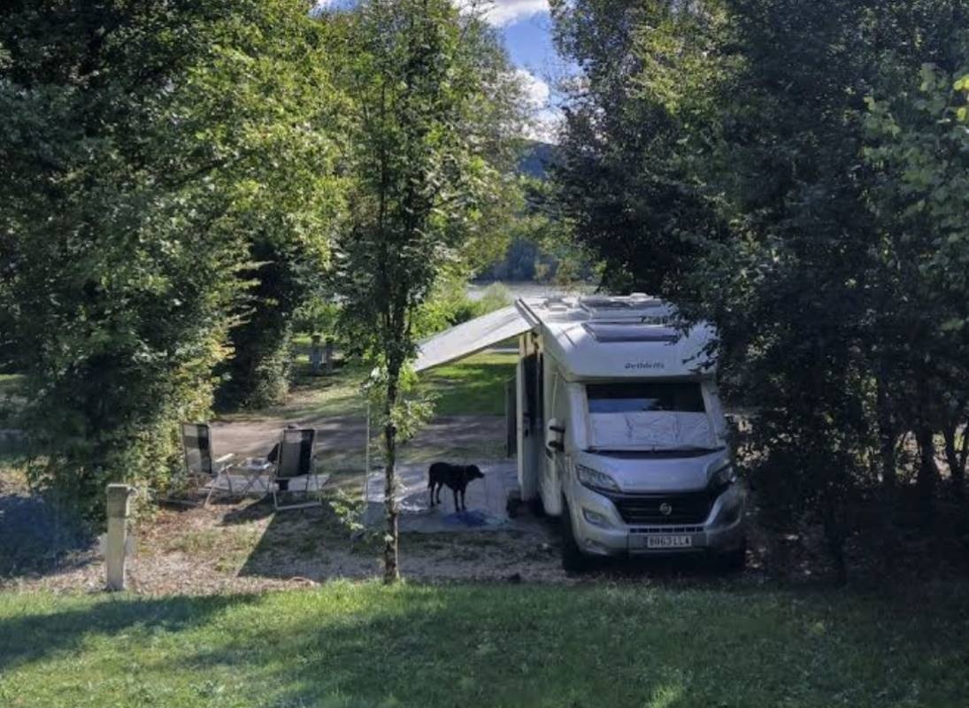 Camping Paradis Les Gorges du Haut-Bugey **** — Campingplatz in Matafelon-Granges