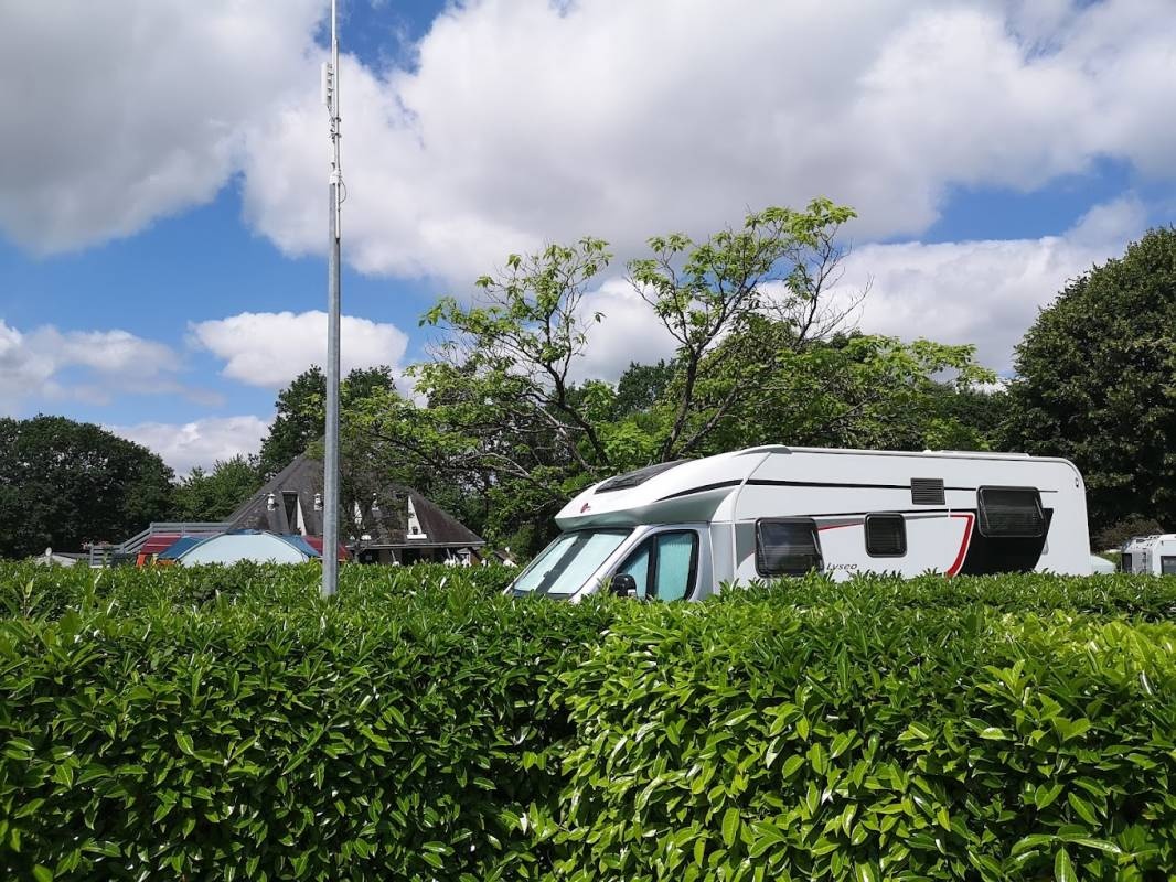 Avenue de Waldmunchen — Campingplats in Combourg