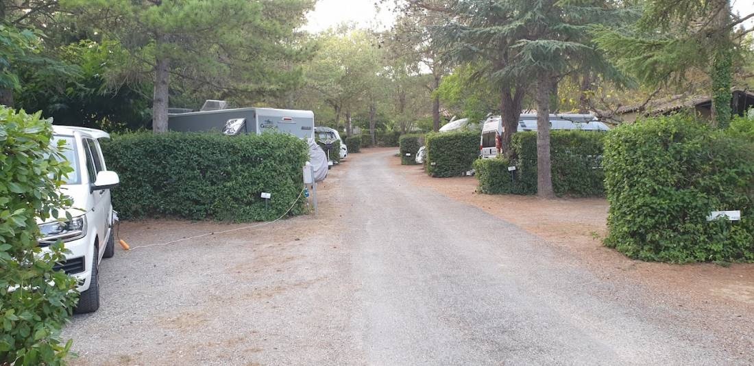 Camping Le Malolya — Area da campeggio in Villemoustaussou