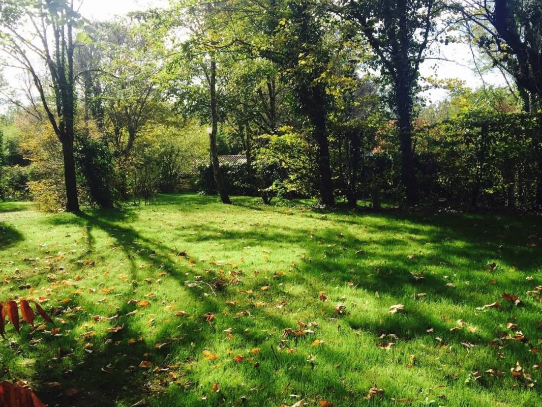 Camping Le Montant **** — Kamp yeri in Saint-André-d'Allas