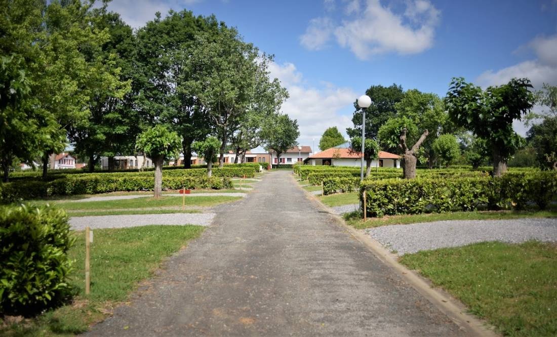 Camping Bixta Eder — Campingplatz in Cambo-les-Bains