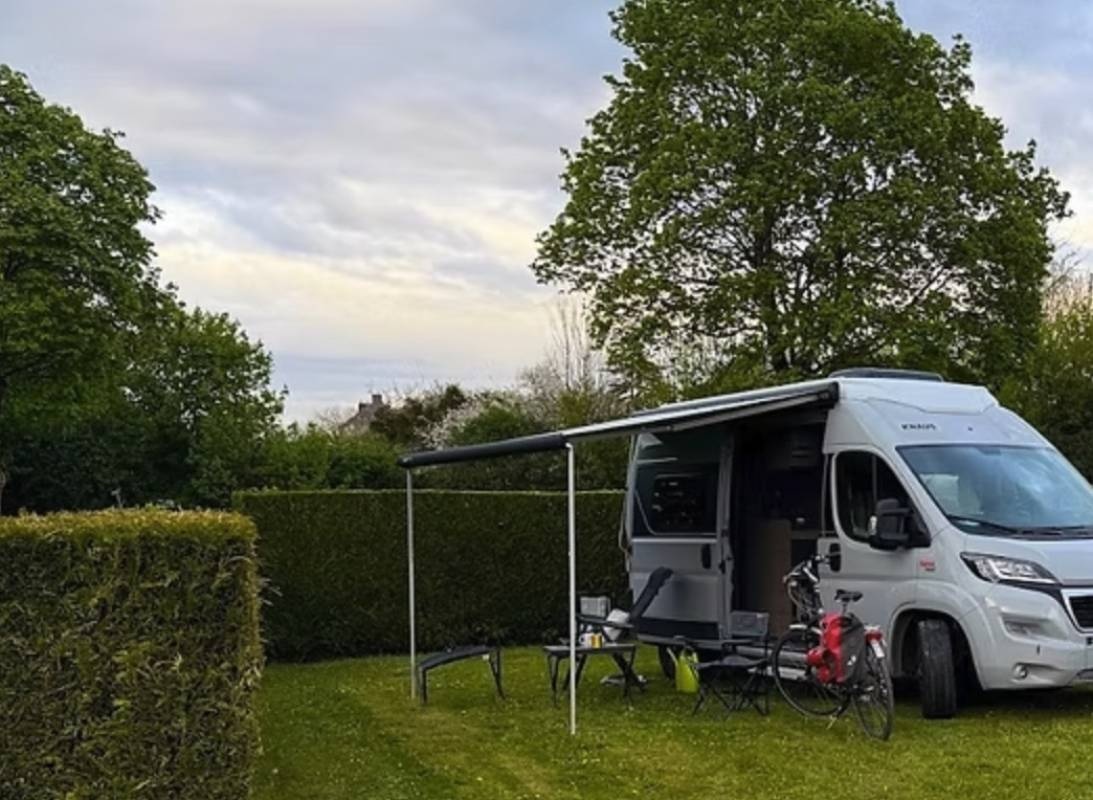 Camping Conlie — Area da campeggio in Conlie