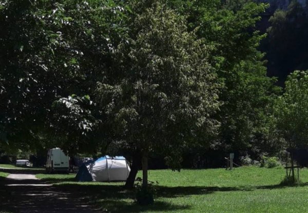 Camping Municipal Cantal — Photo 2