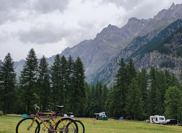 Camping d'Ailefroide (max. Höhe 3,20 m) — Fotoğraf 3