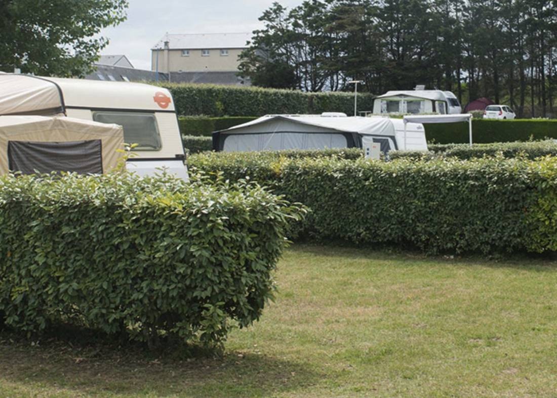 Camping Garennes — Campingplads in Hauteville-sur-Mer