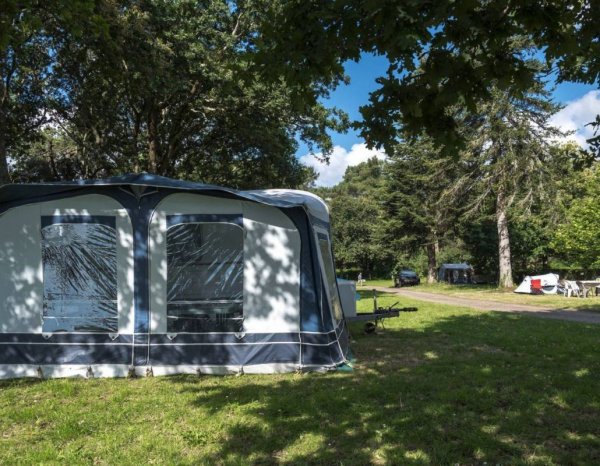 Camping des Pierres Debout ** — Photo 2