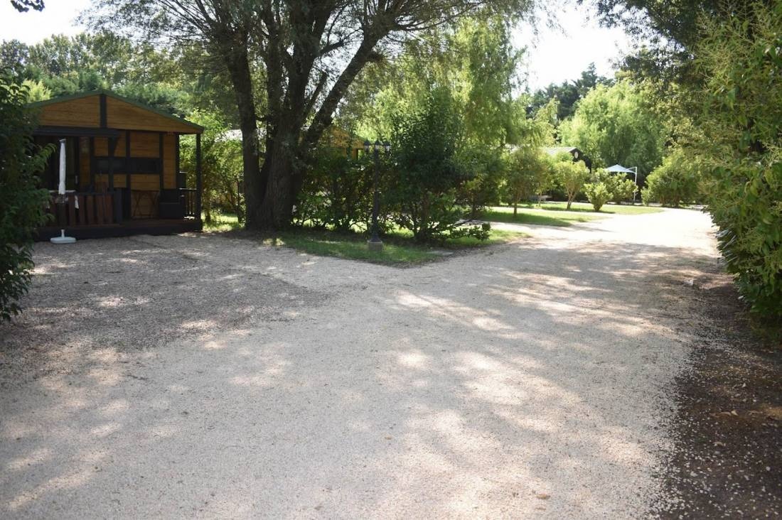 Camping Veréla Village **** — Cámping in Noves