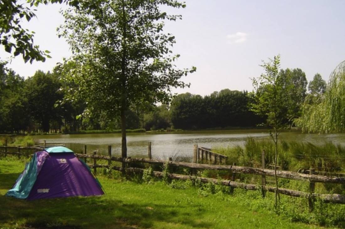 Camping de la Jamonière — Camping Site in Mervent