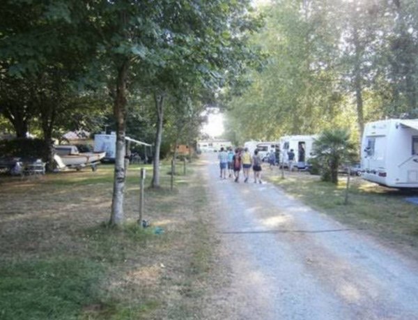 Camping de la Jamonière — Photo 4