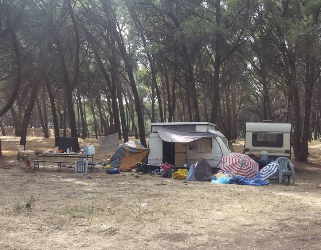 Camping Municipal de la Merindole — Campingplats in Port-de-Bouc