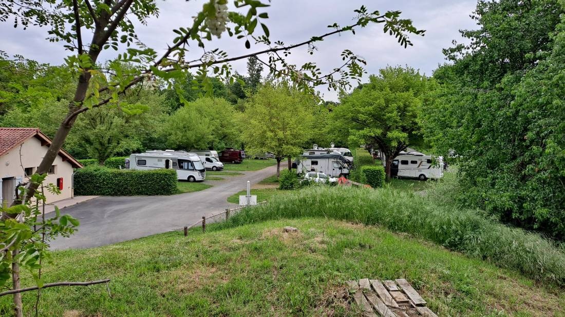 Camping du Bois de la Dame *** — Camping in Ars-sur-Formans