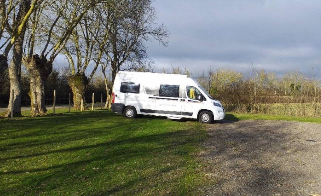 Aire Camping-Car Park Le Bernard — Aire camping car in Le Bernard