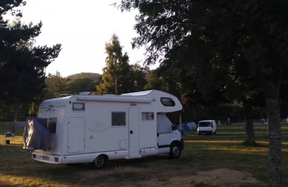 Stellplatz Murat — Campingplatz in Murat