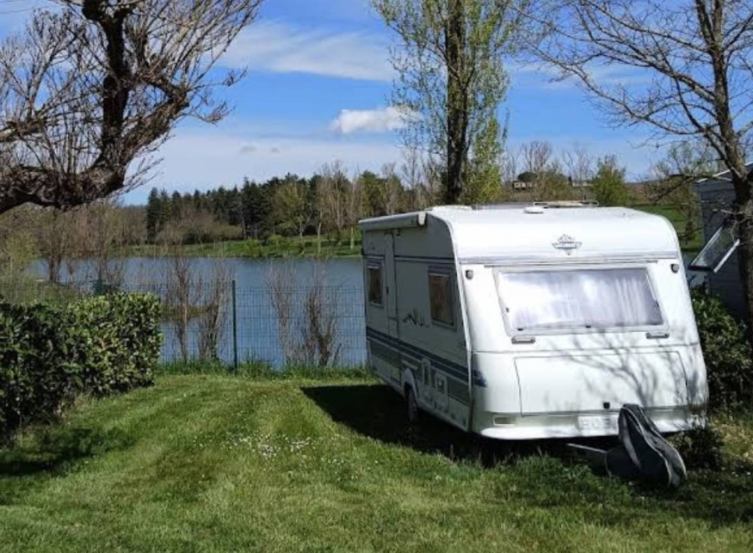 Camping du Lac - Les Auzerals — Kemp in Rabastens