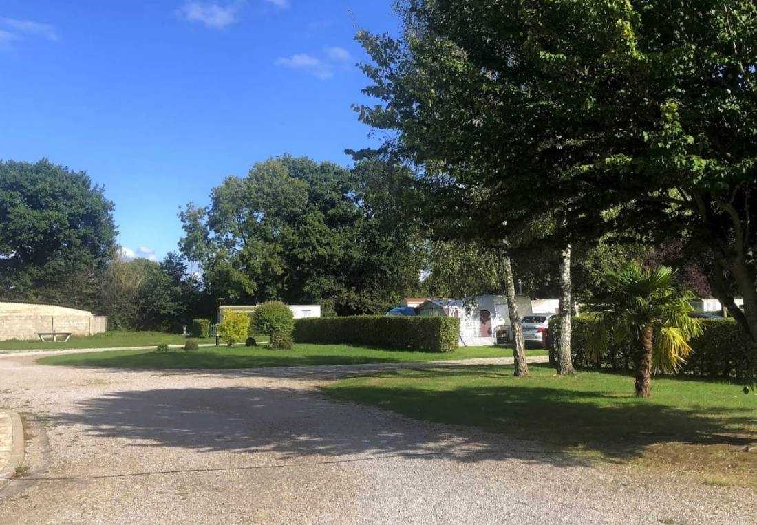 Camping du-Vièvre ** — Camping in Saint-Georges-du-Vièvre 