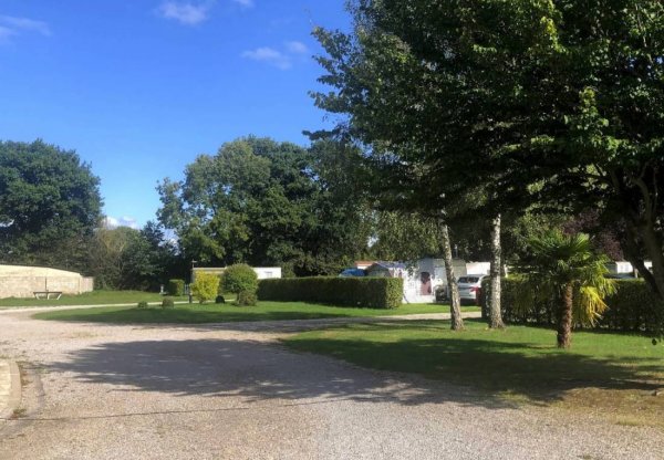 Camping du-Vièvre ** — Fotoğraf 3