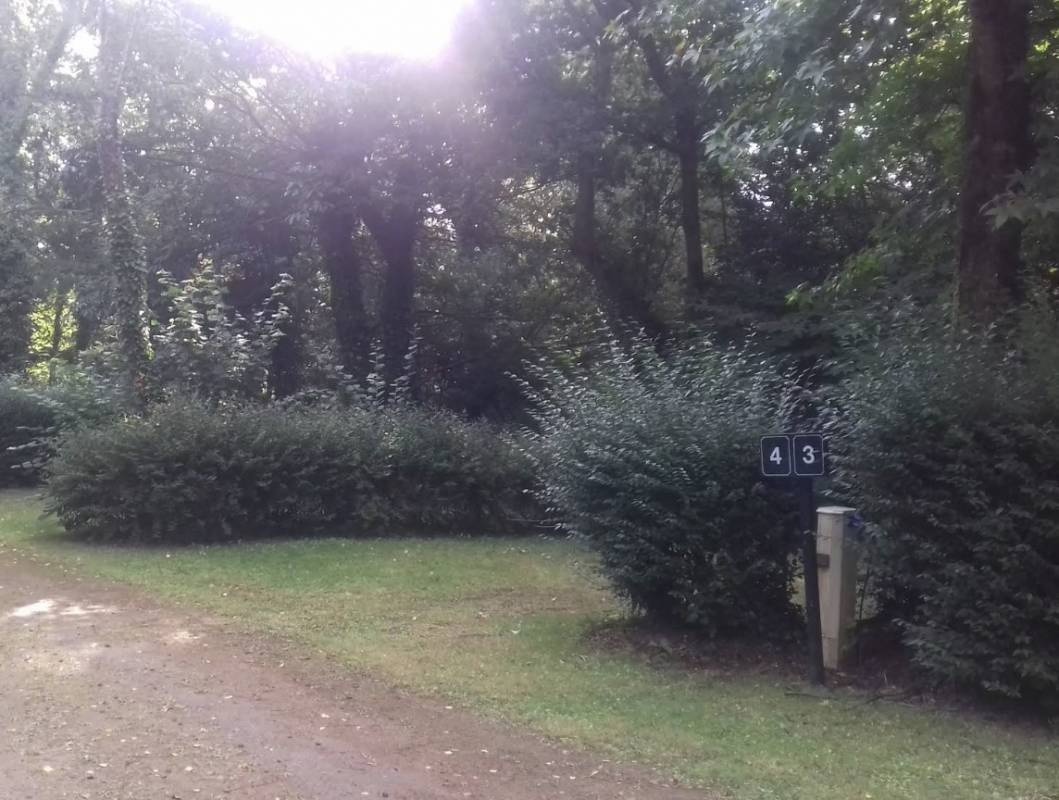 Camping des 3 Étangs ** — Sítio de acampamento in Rosporden 