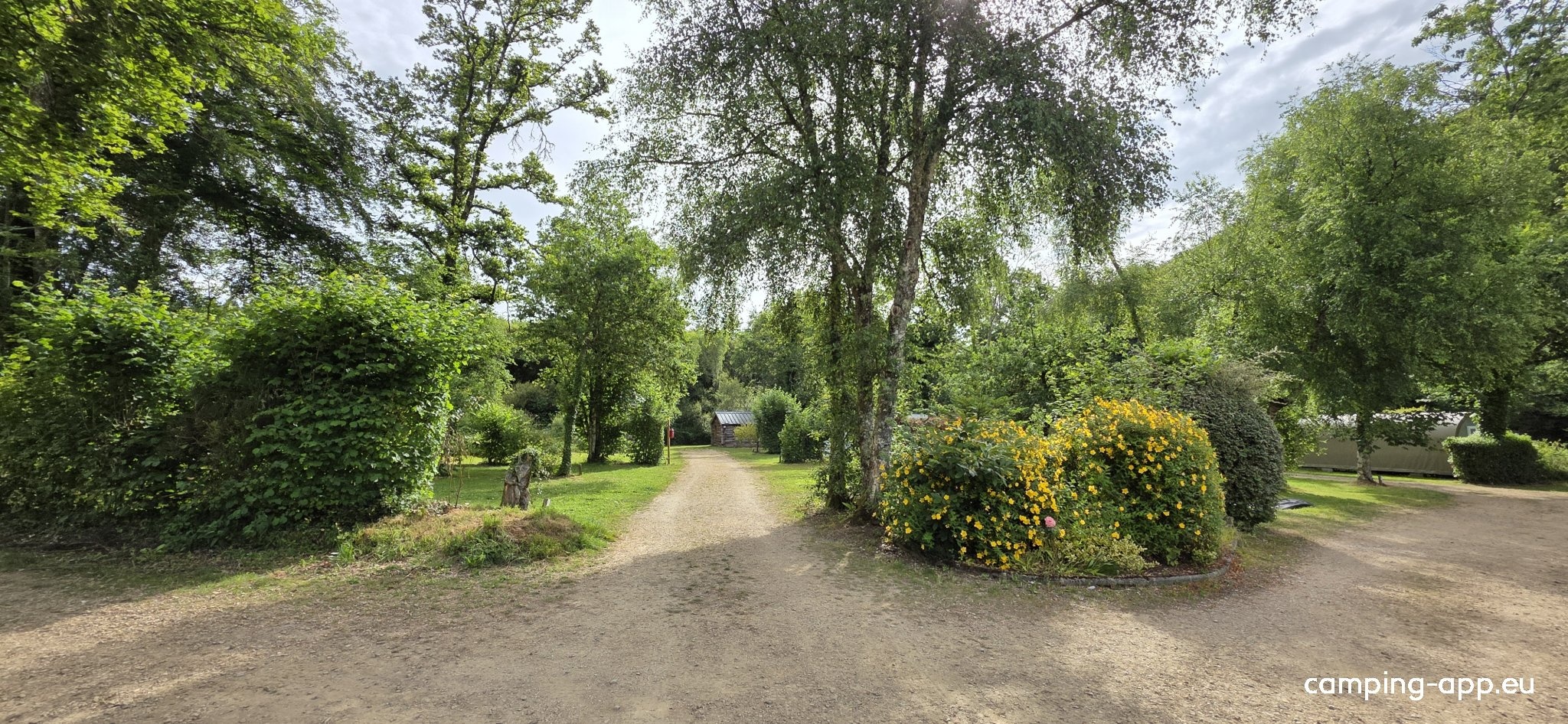 CAMPING LA RIVIERE D'ARGENT — Camping in Huelgoat 