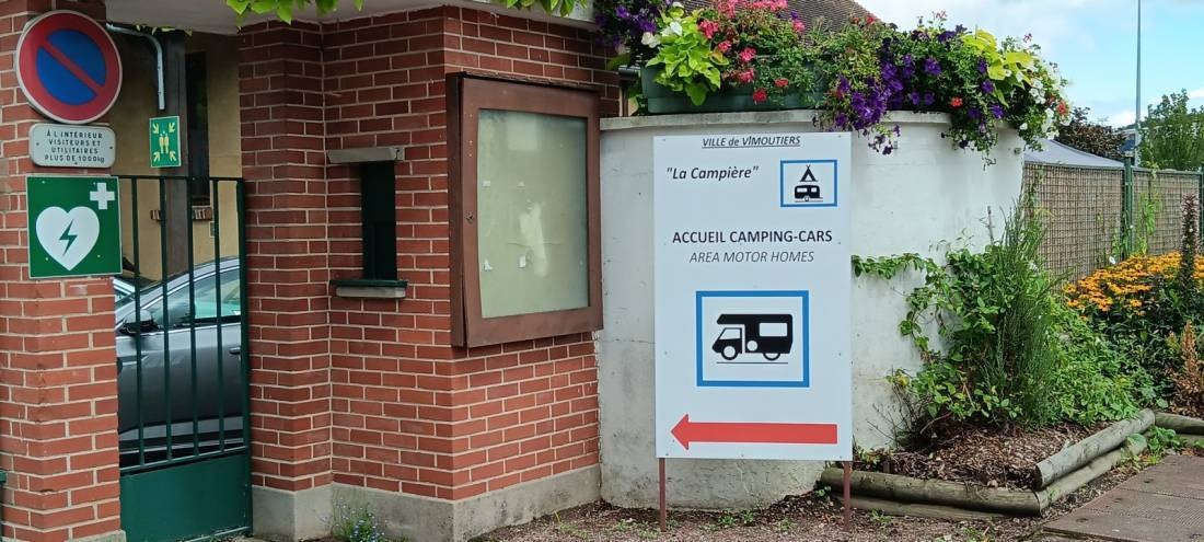 Camping Municipal La Campiere — Campingplads in Vimoutiers