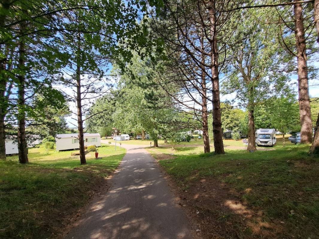 Camping La Pinède — Campingplads in Étaples