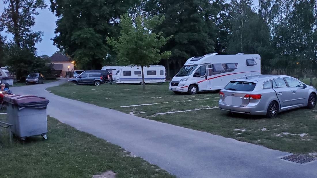 Camping Val-de-Vesle — 露营地 in Val-de-Vesle / Grand Est