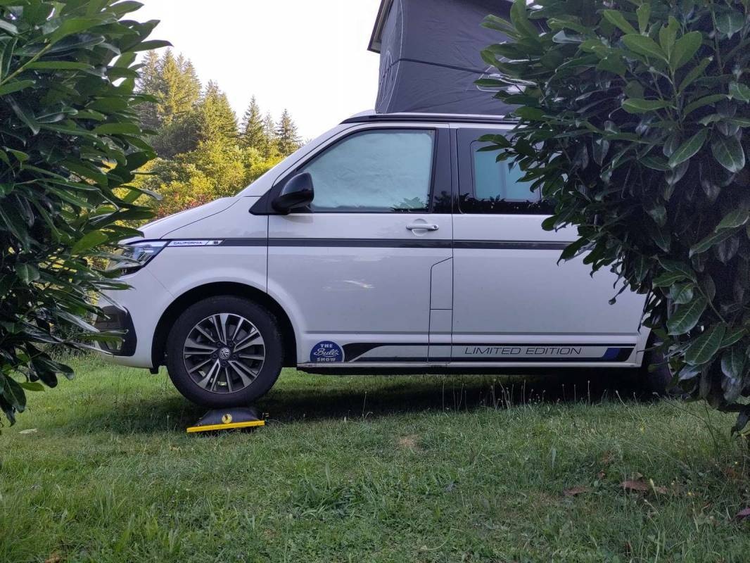 Camping Municipal Corrèze — Campingplats in Corrèze