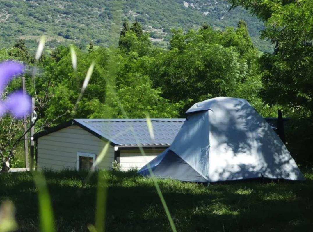 Camping la Résidence d'été *** — Kamp yeri in Saint-Remèze