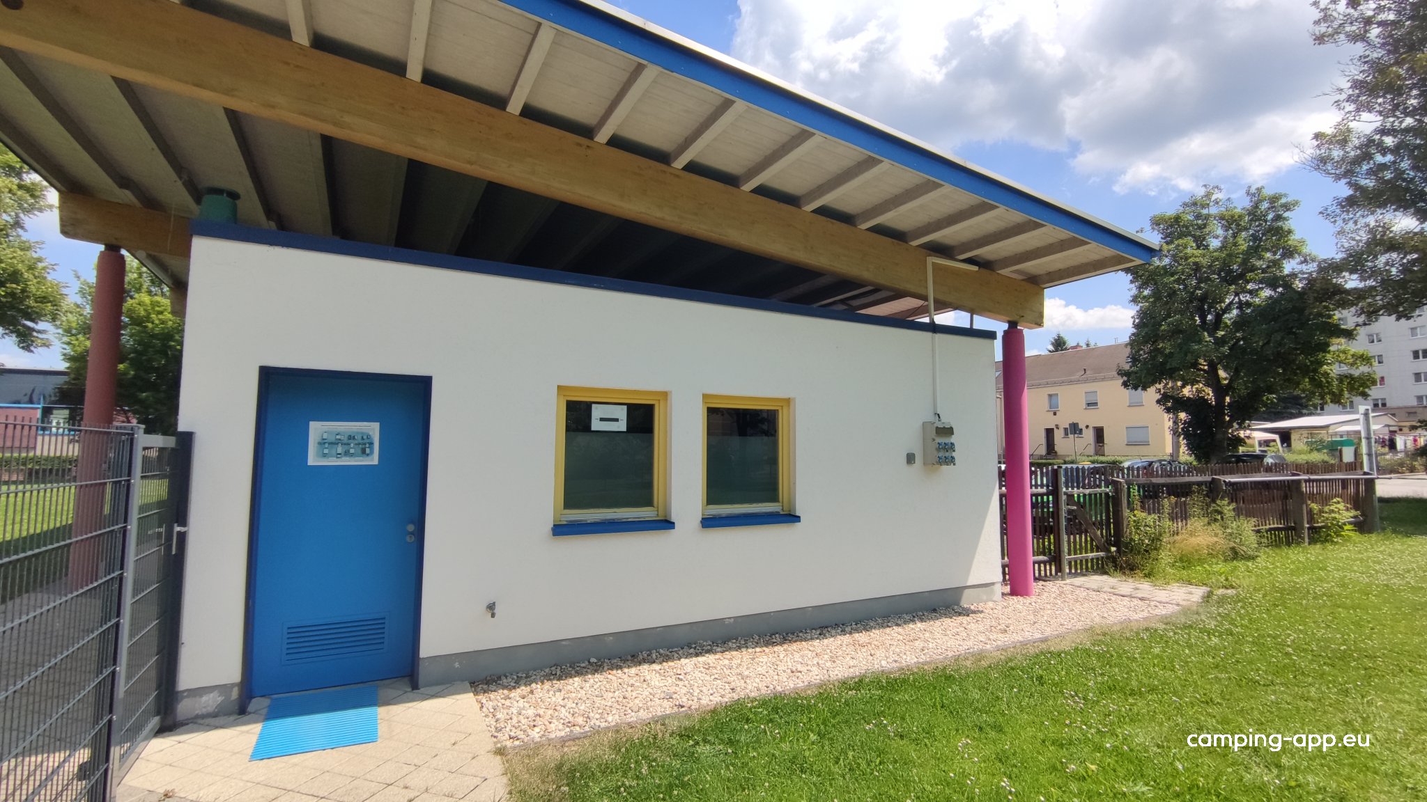 Stellplatz am Schwimmbad Greiz — Foto 5