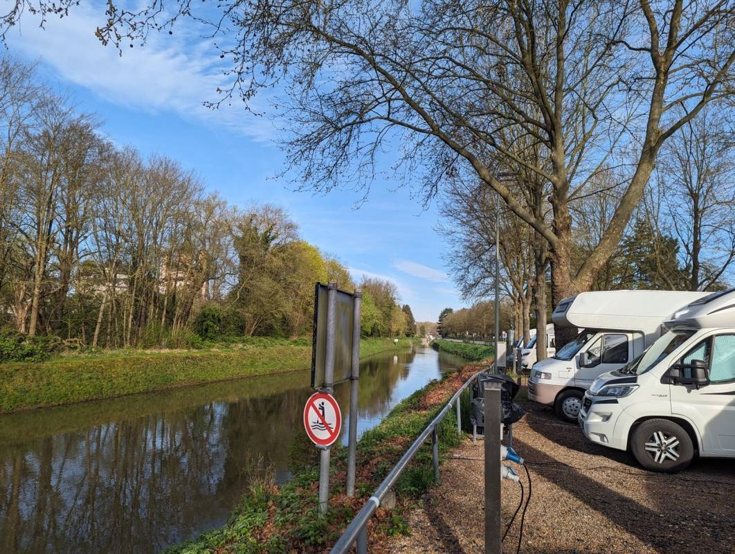 Stellplatz am Campingplatz Limburg — QuickStop in Limburg-Blumenrod