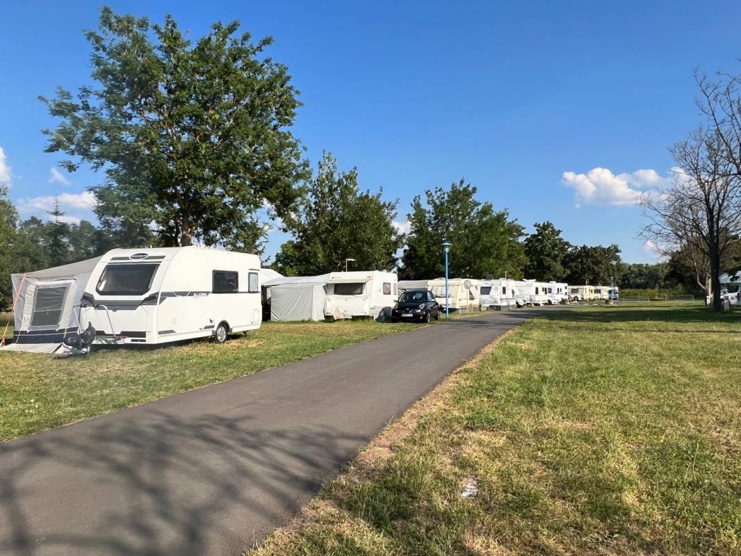Camping Camp Municipal — Kamp yeri in Malling