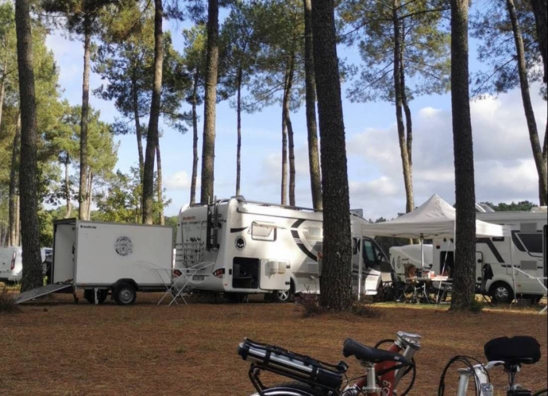 Le Camping Municipal de l'Arriu — Campingplads in Pissos