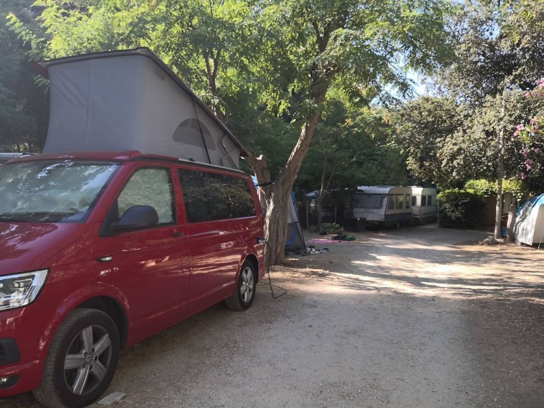 Camping du Port d'Alon — Camping in Saint-Cyr-sur-Mer