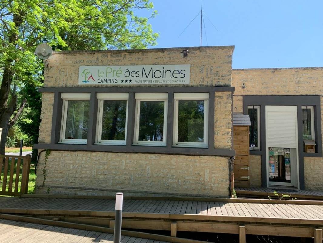 Camping Le Pre des Moines — Campingplass in Gouvieux