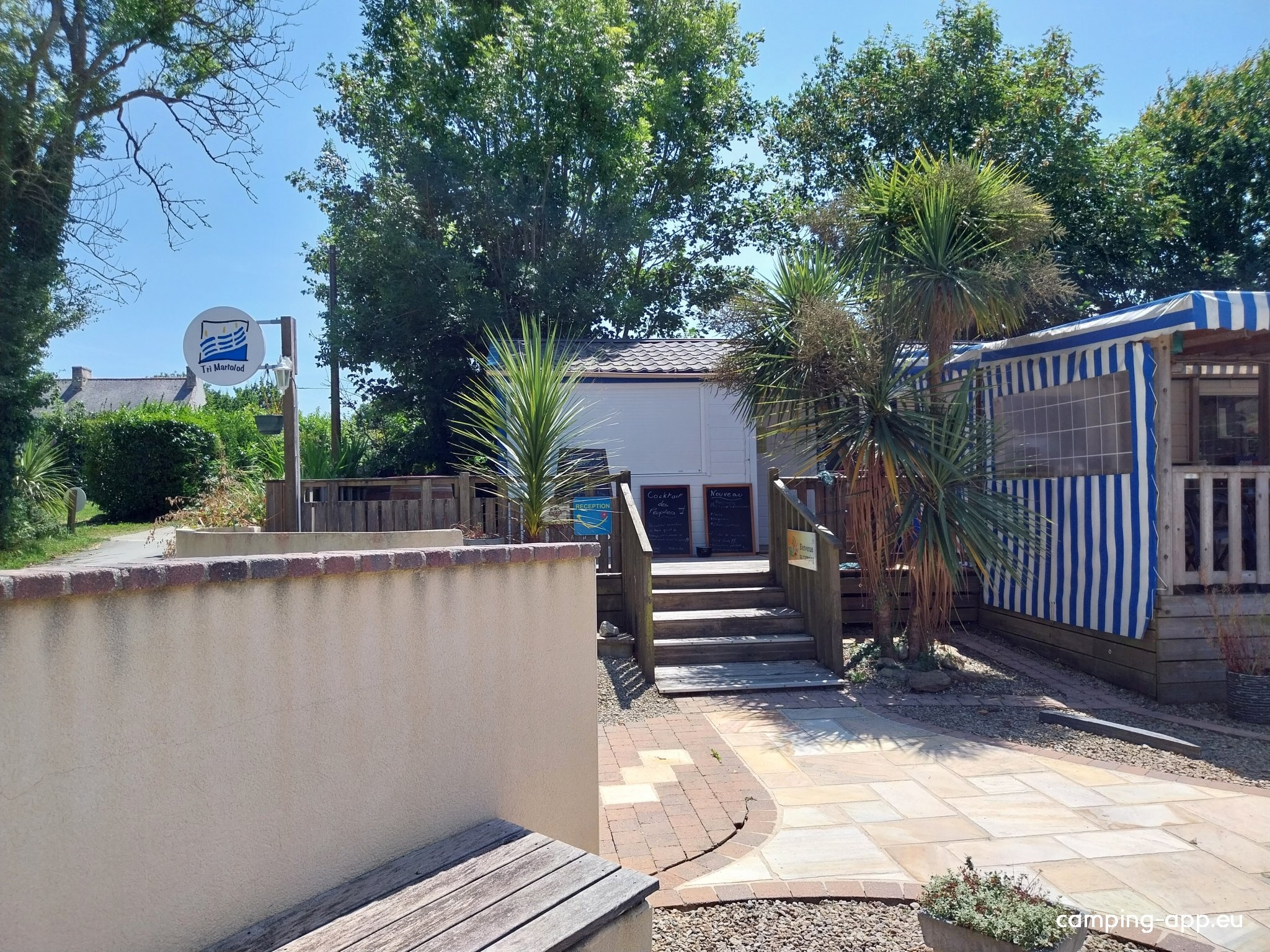 Camping les Peupliers *** — Sítio de acampamento in Pouldreuzic / Pays de la Loire