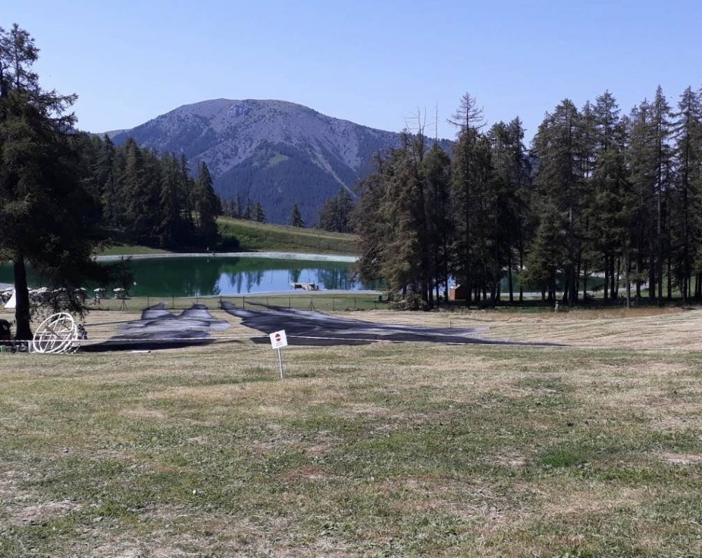 Camping Domaine de l'Amitié — Campingplatz in Touët-sur-Var